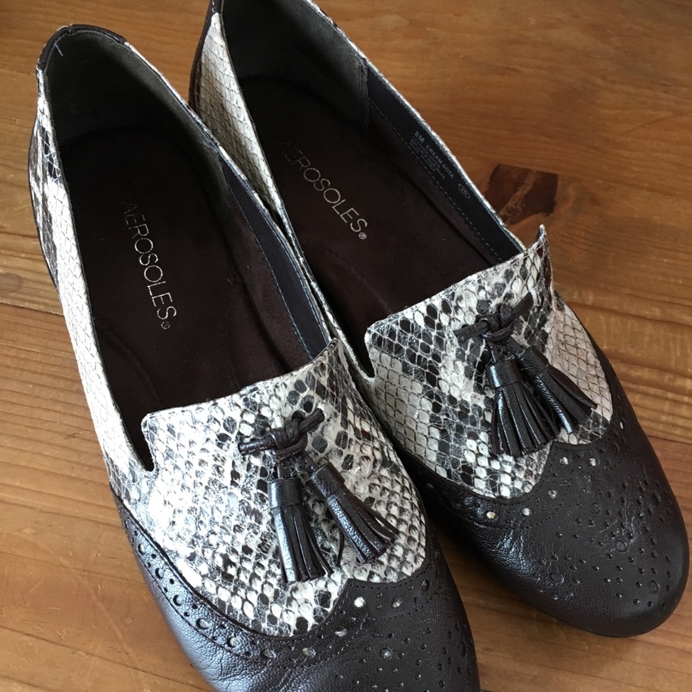 Aerosoles cream soda flats!